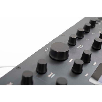 ARGON8 by Modal Electronics | 8-Voice Wavetable Synthesiser with 37 keys and included software