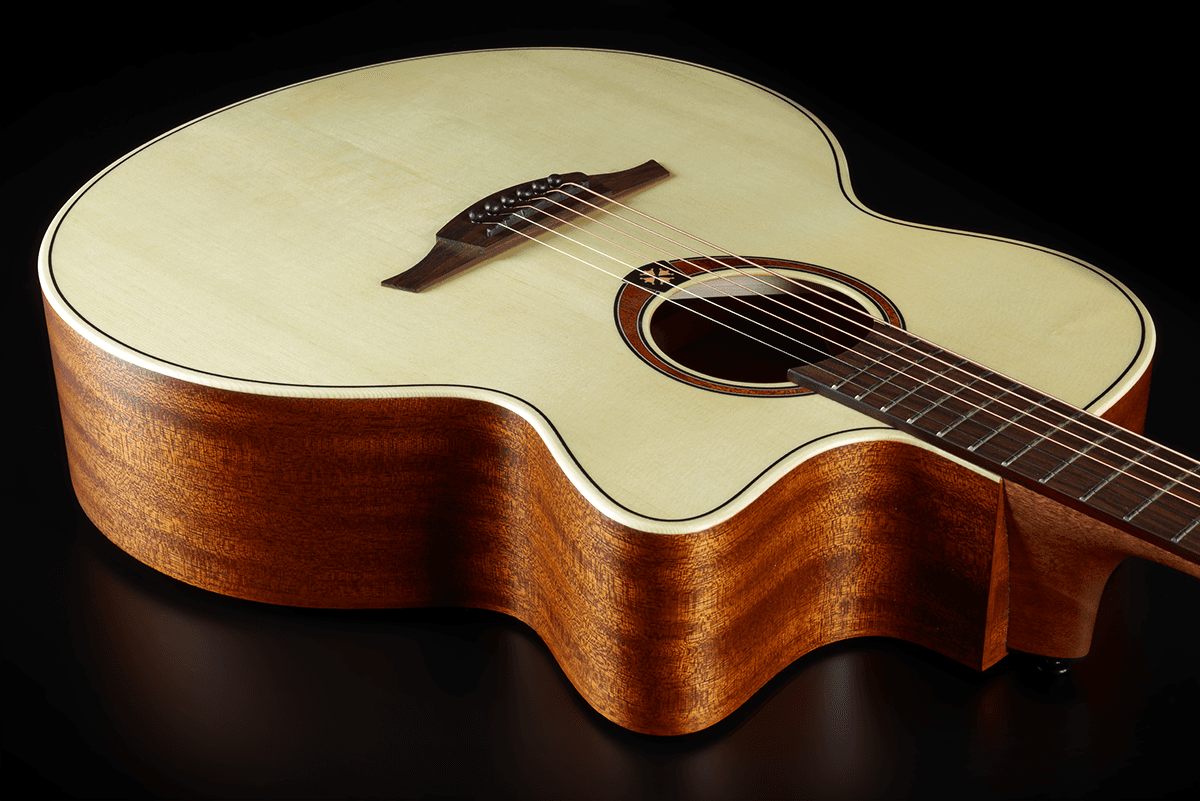 LÂG T177JCE Tramontane | Jumbo Electric-Acoustic Acoustic Guitar
