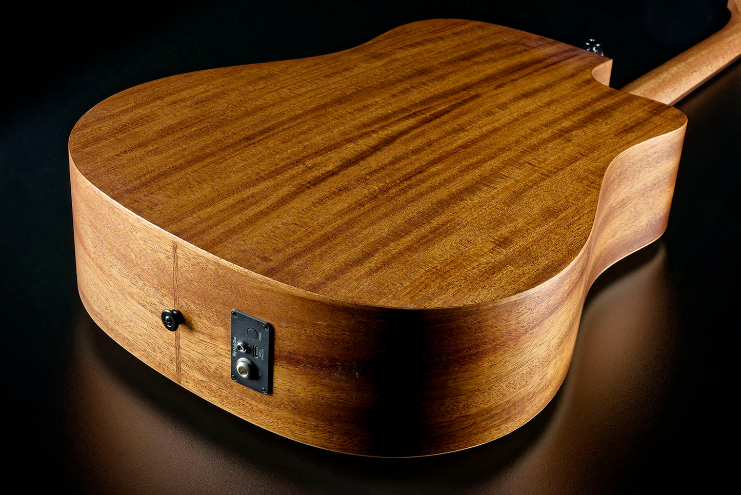 LÂG HyVibe | 10 dreadnought cutaway ηλεκτροακουστική Lefty Ηλεκτροακουστική κιθάρα