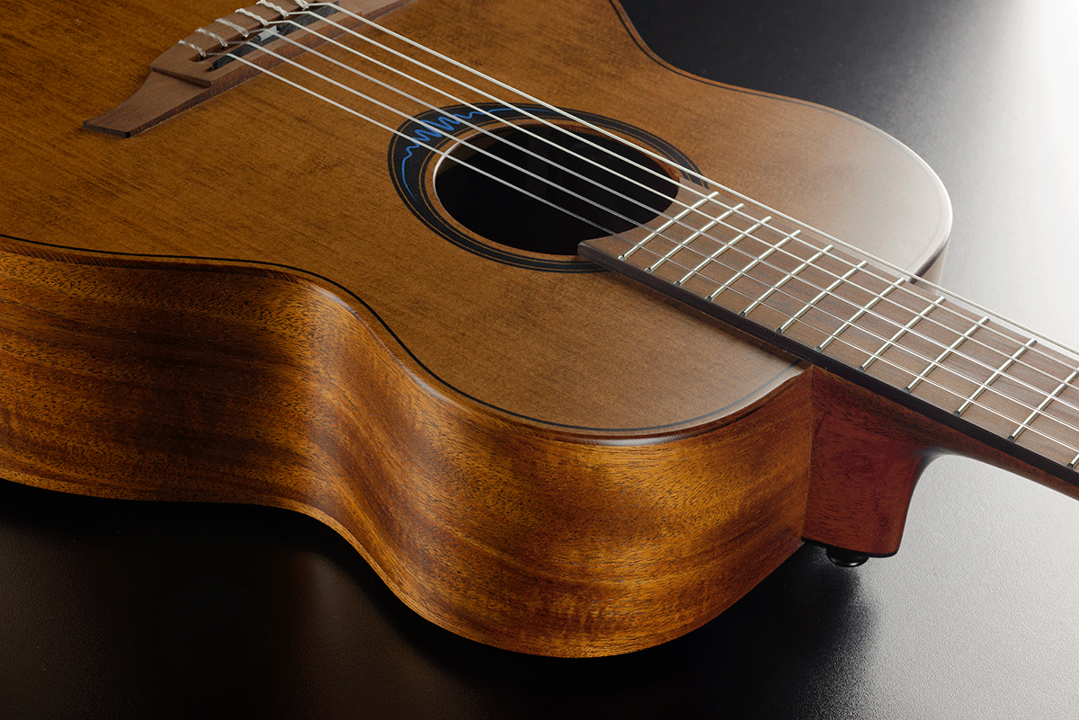 LÂG BlueWave | 1 najlonske žice Travel elektroakustična smeđa klasična gitara