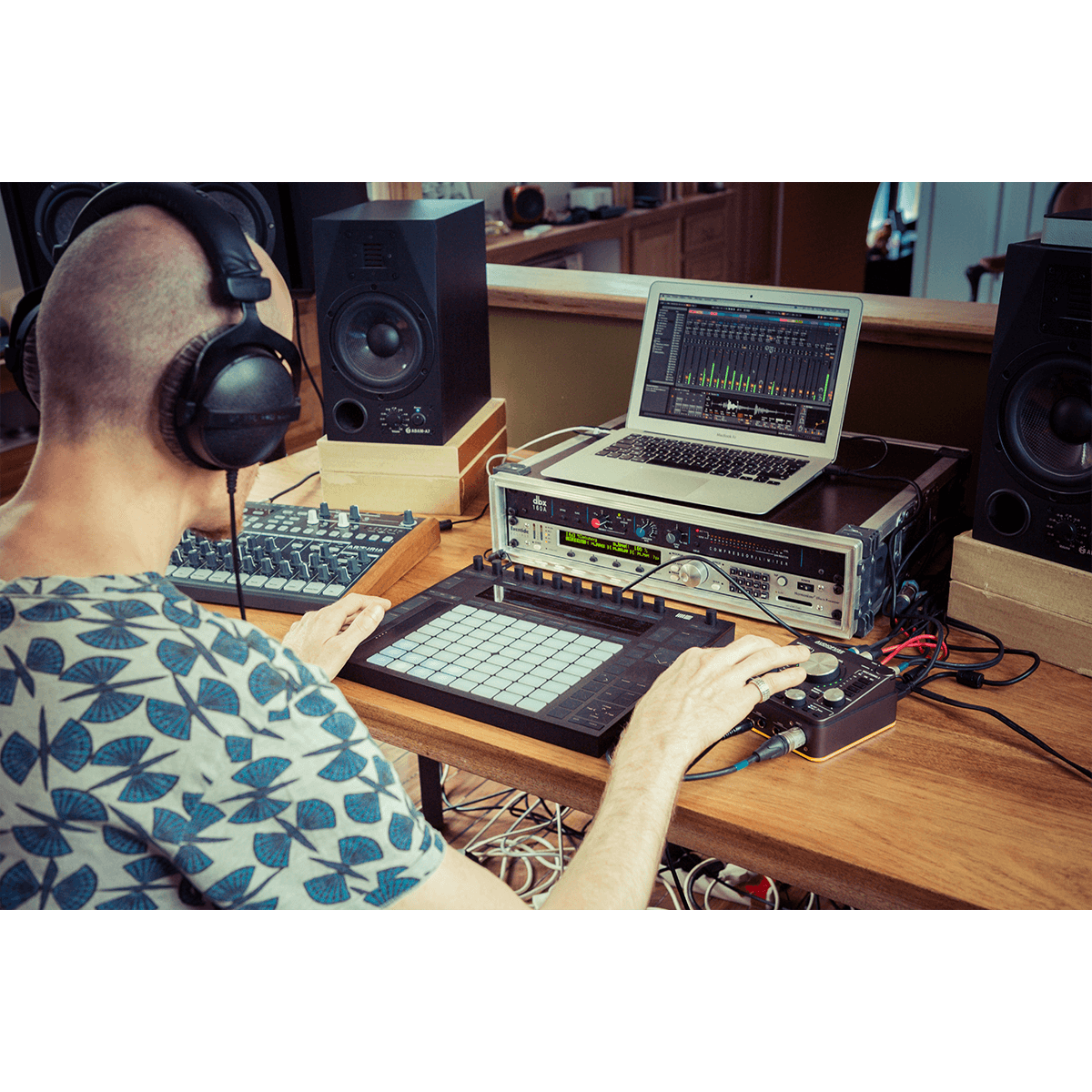 Arturia AudioFuse Rev 2 | Compact and Versatile Audio Interface