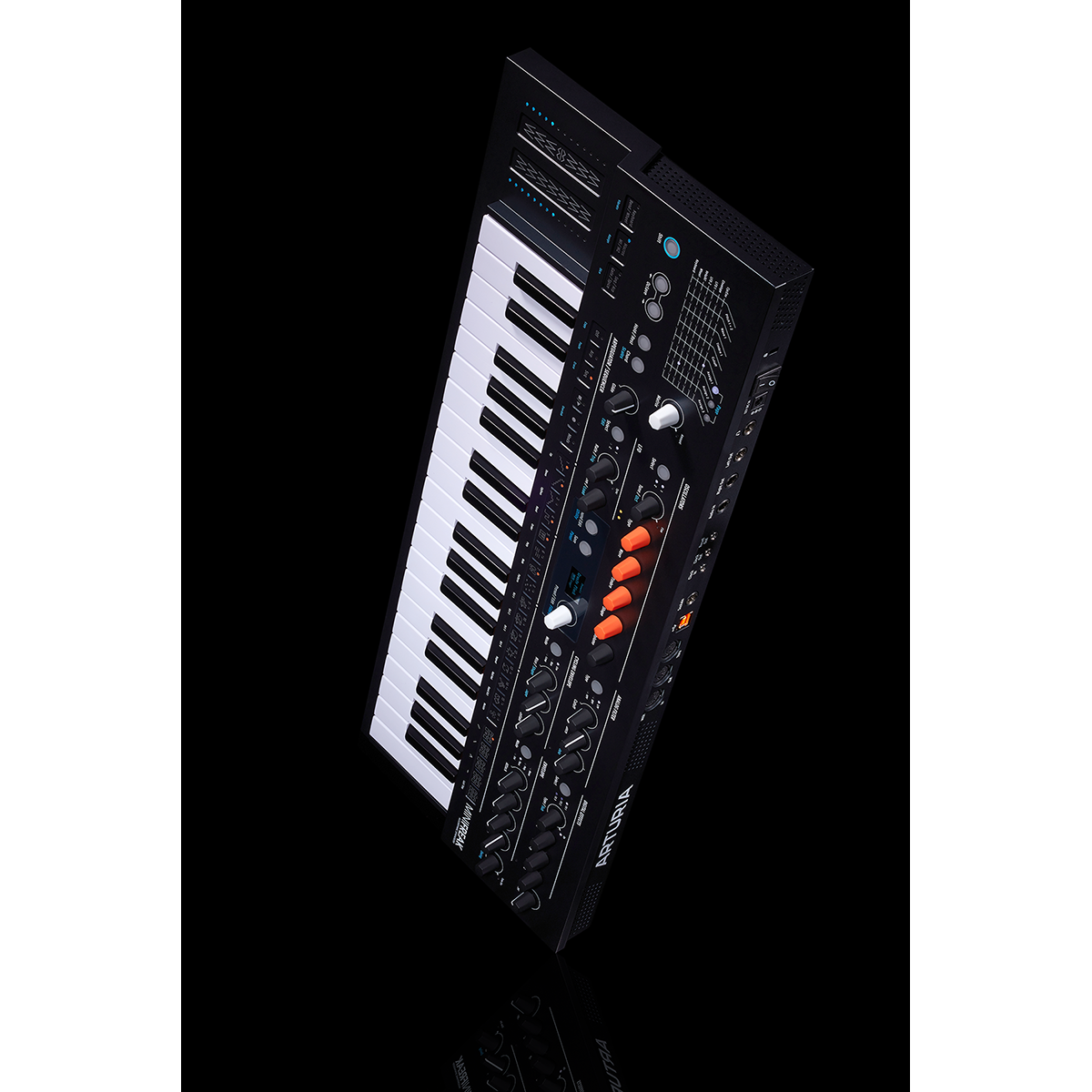 Arturia MiniFreak Polyphonic Hybrid Synthesizer | OAR MINIFREAK