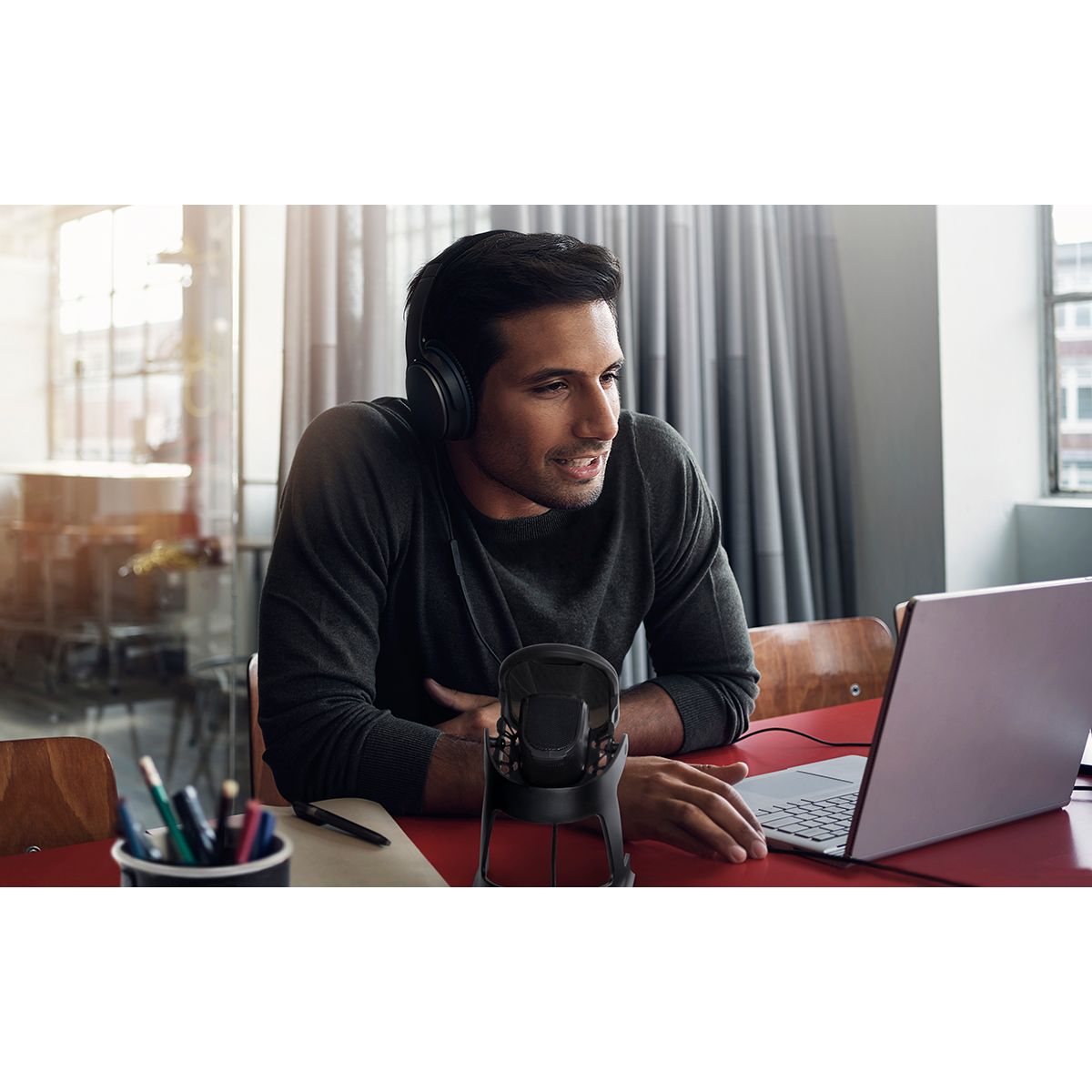 Marantz Professional Umpire | USB Microphone For Recording, Podcasting, Streaming and Gaming | Including Desktop Stand, Pop Filter and Shockmount