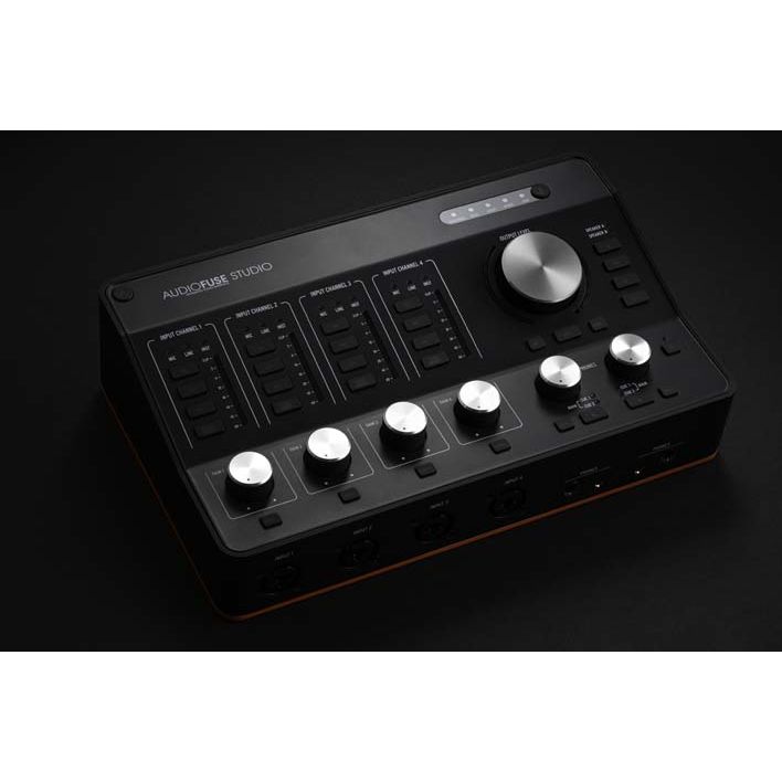 Arturia AudioFuse Studio | High quality audio interface with extreme flexibility and exclusive included software